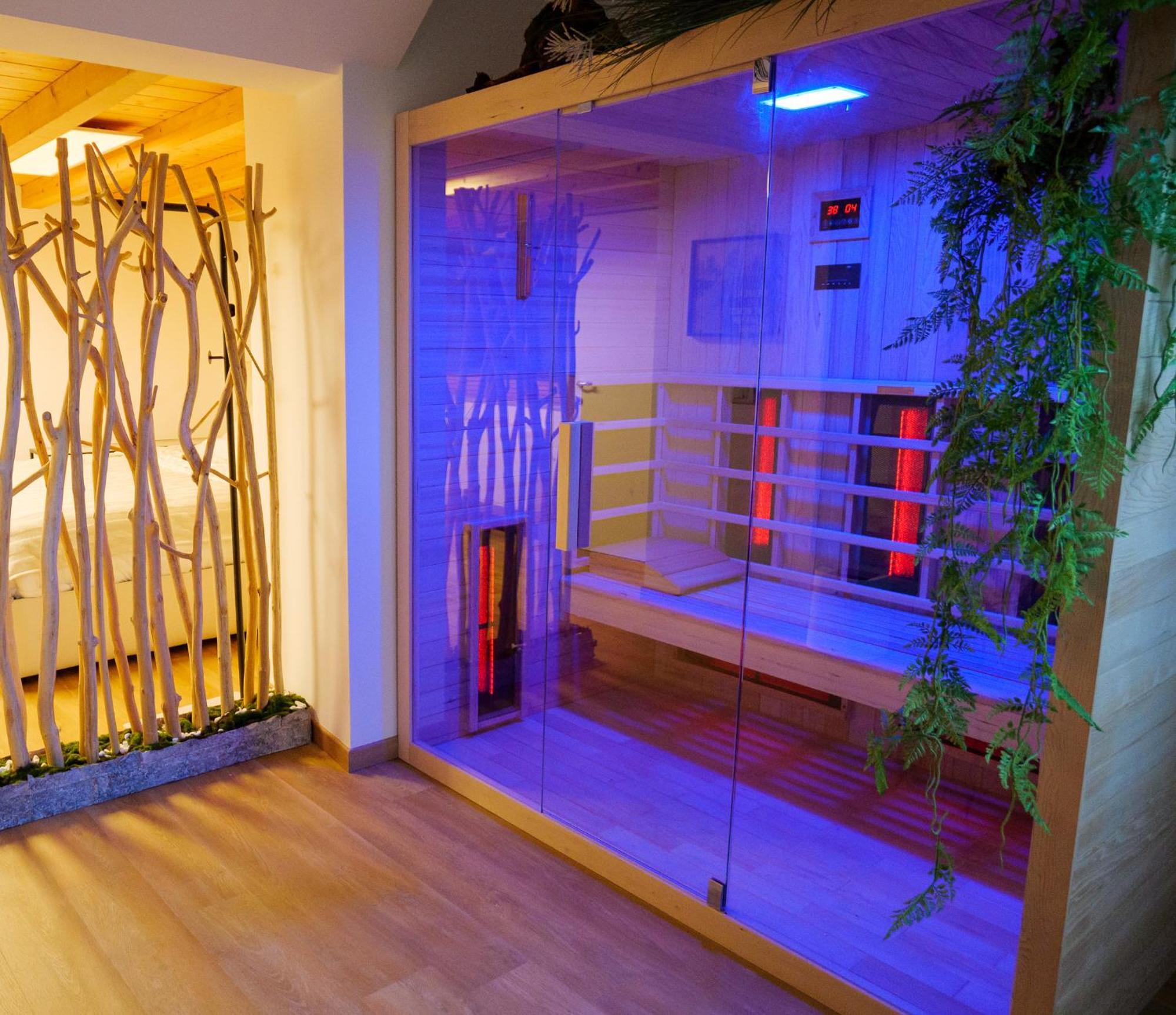 Luxe & Central Haven - Jacuzzi, Sauna, Steam, Private Parking Como Exterior foto