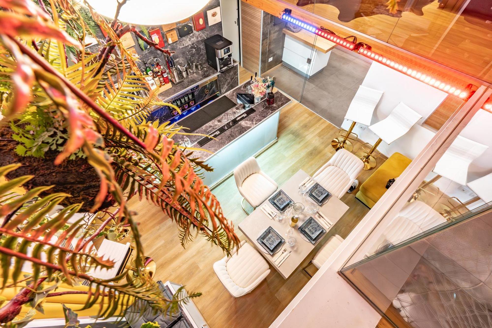 Luxe & Central Haven - Jacuzzi, Sauna, Steam, Private Parking Como Exterior foto